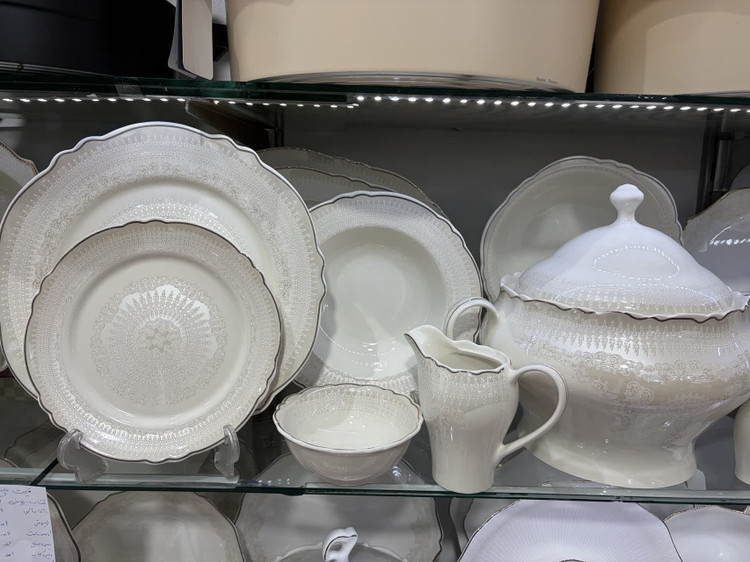 سرویس چینی طوس طرح الیزابت 6نفره 28پارچه